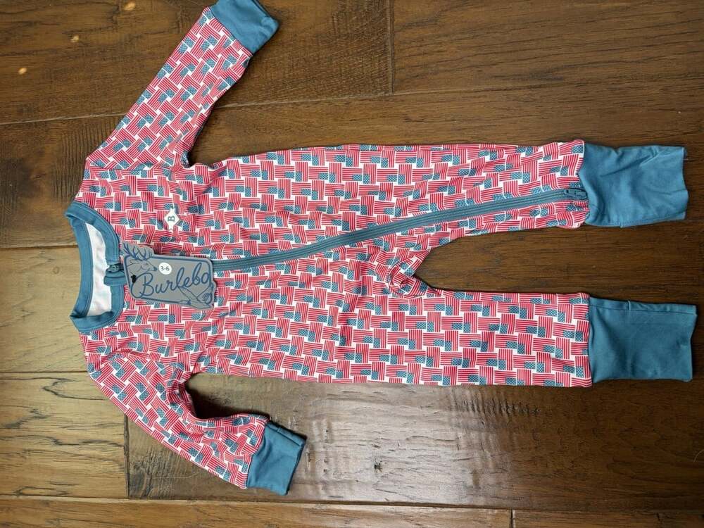 Burlebo 3-6 Months Long Sleeve Zip Sleeper Patriotic Geometric Red/Blue